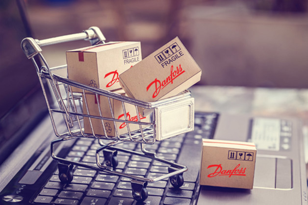 Shopping cart on laptop