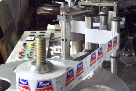 VLT® improves accuracy and speed up bottle labeller