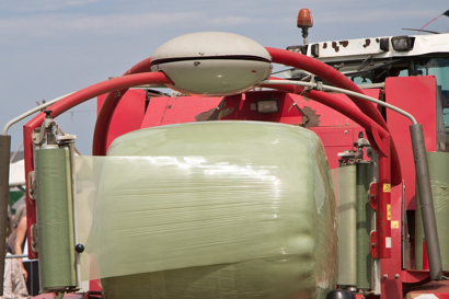 Bale Wrapping in process for mobile hydraulic solutions provided by Danfoss