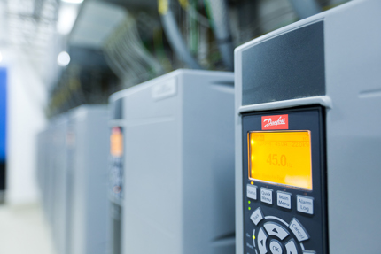 Global AC drive manufacturer - Danfoss Drives | Danfoss