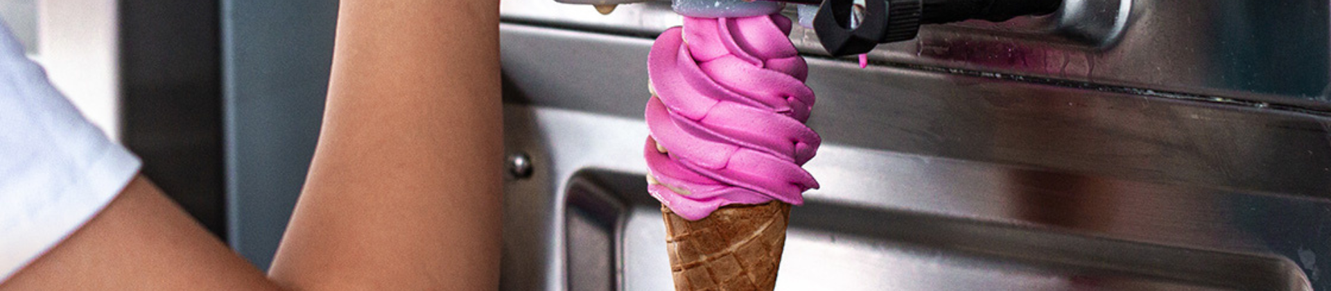 Commercial soft ice cream machines with Danfoss components