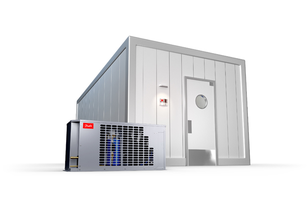 Animated walk-in cooler featuring an Optyma Slim condensing unit, a Danfoss solution for commercial refrigeration