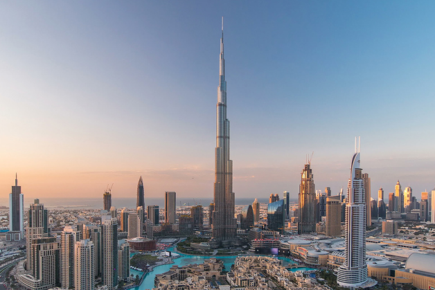 Burj Khalifa reaches for the sky