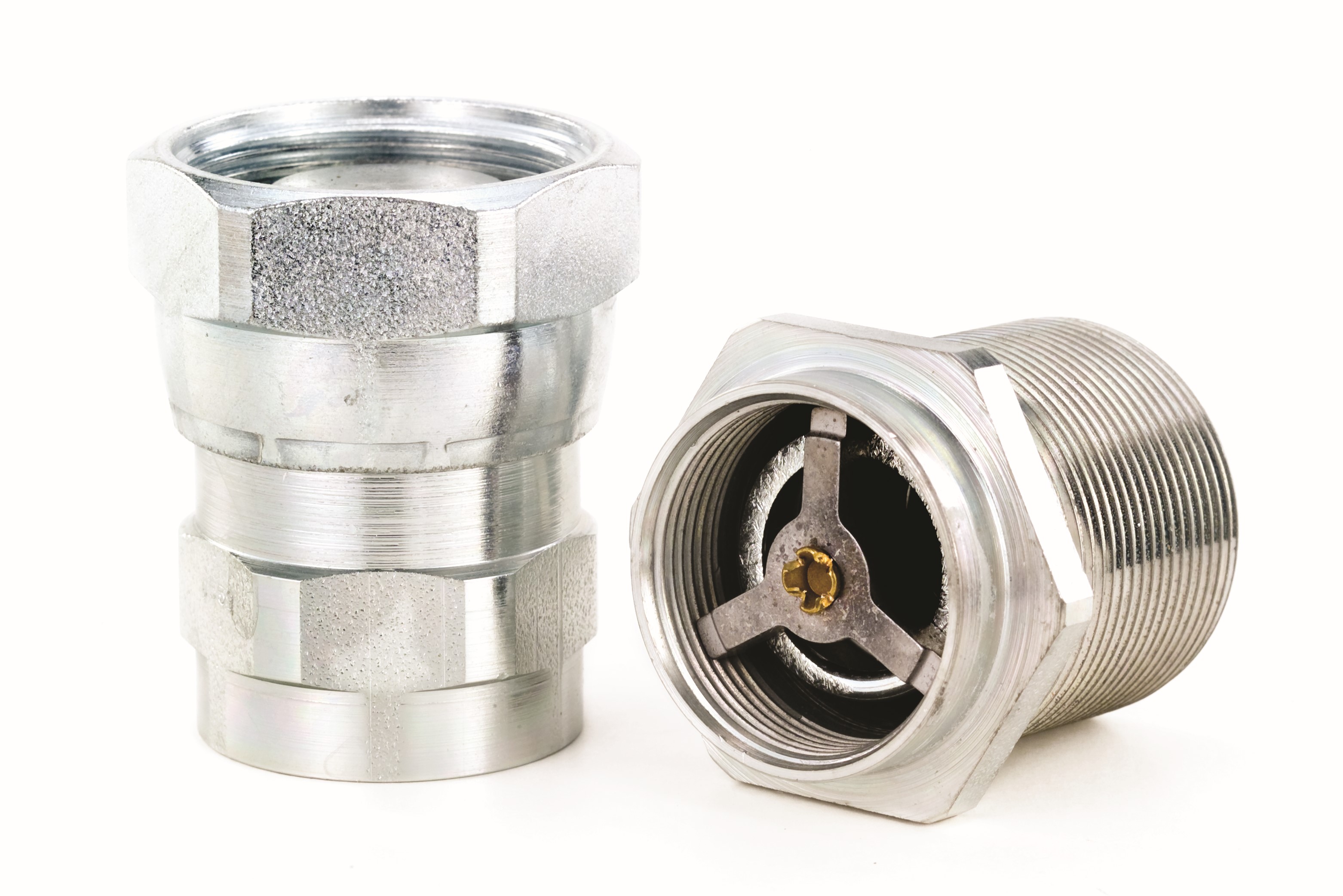 Thermal Management Quick Disconnect Couplings | Danfoss