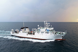 Research Vessel with reduced need for fuel and reduced emissions complying the IMO environmental regulations