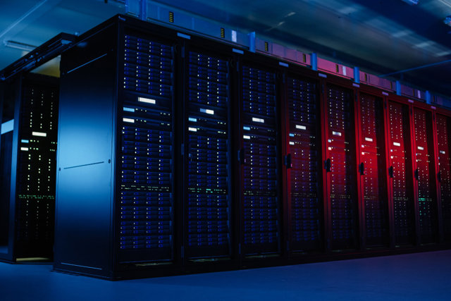 Data center liquid cooling